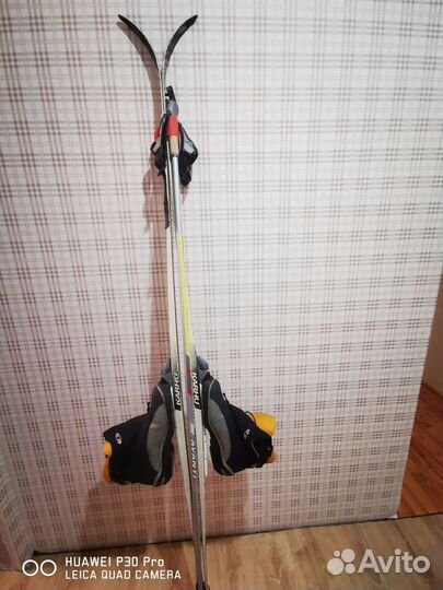 Лыжи с ботинками (комплект)