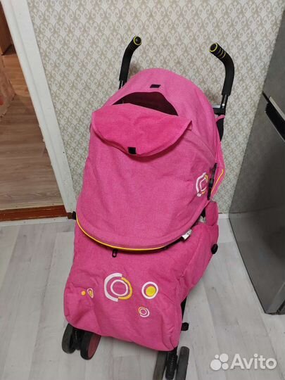 Прогулочная коляска