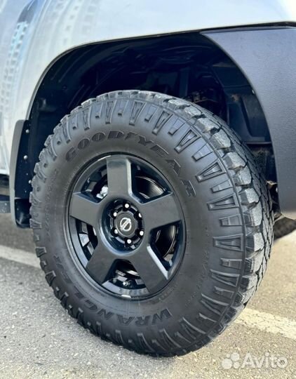 Goodyear Wrangler DuraTrac 285/75 R16
