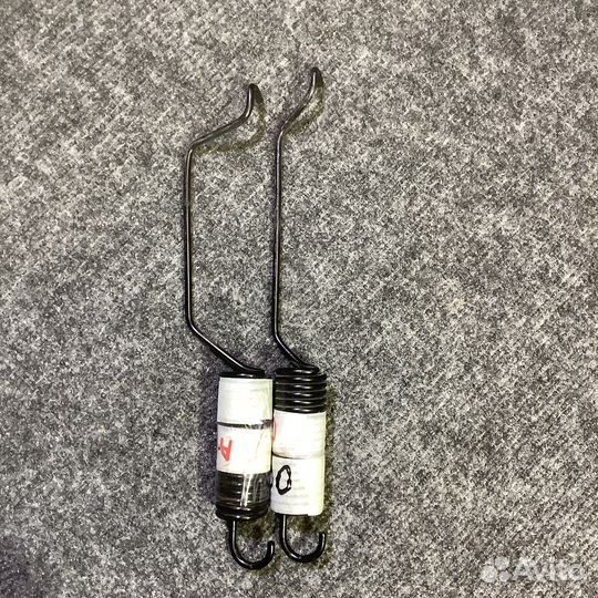 Пружина бака стиральной машины Ardo