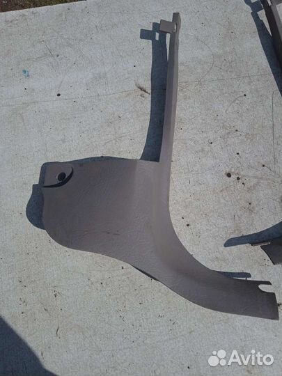 Накладка передней стойки нижняя Ford Taurus 1 Форд