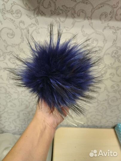 Меховые помпоны