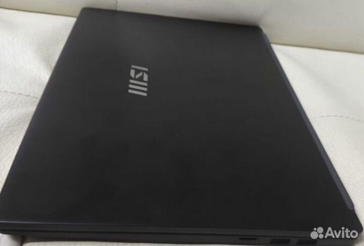 MSI Modern 15 i5 1235U Intel ARC A370M(GTX1650)