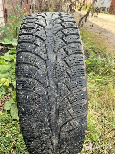 Nokian Tyres Hakkapeliitta 5 215/65 R16