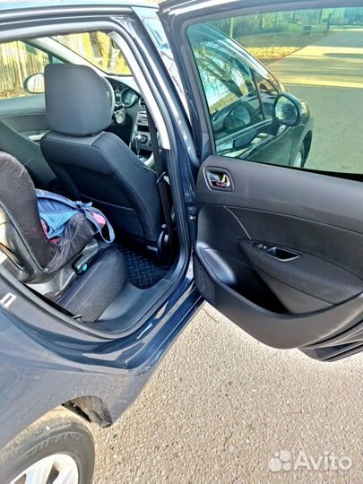 Peugeot 308 1.6 AT, 2011, 87 510 км