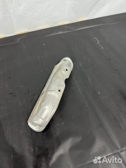 Теплозащитный кожух коллектора bmw x3 x4 f25 f26