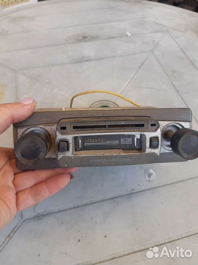 Старинный радиоприемник