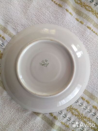 Блюдце от большой чайной пары 