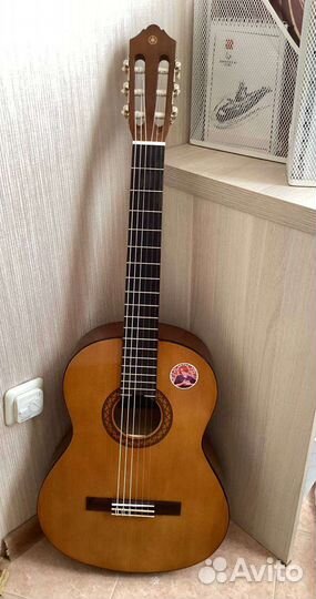 Классическая гитара yamaha c40 + чехол