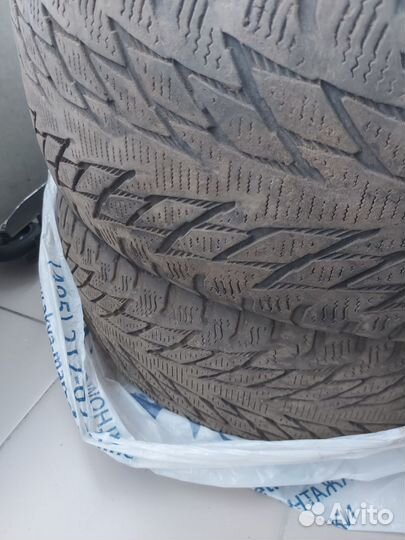 Nokian Tyres Hakkapeliitta R2 21.5/55 R17 30P