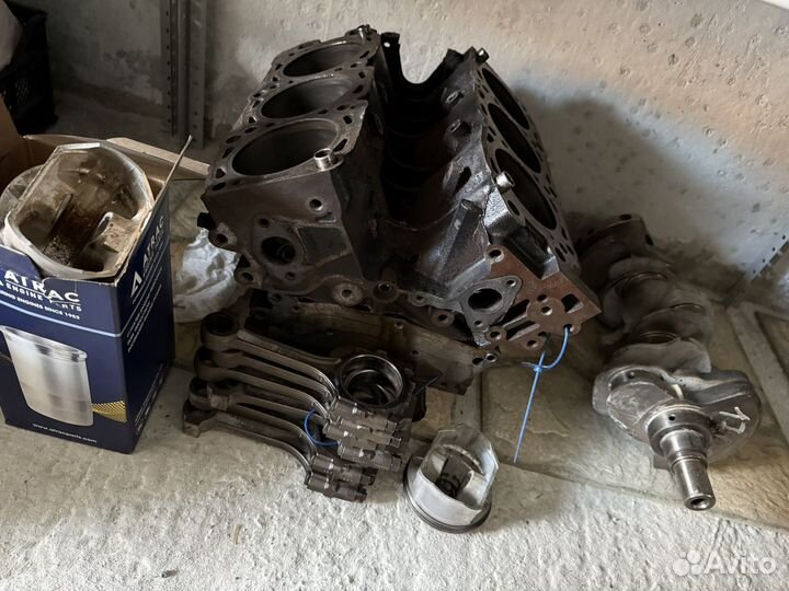 Двигатель на mitsubishi Pajero 4 6G75