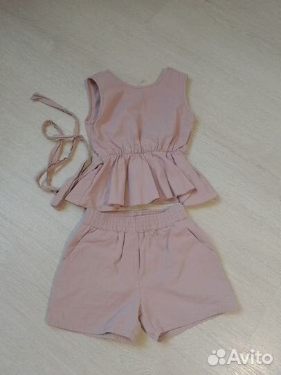 Костюм блузка и шорты 110-116 размер