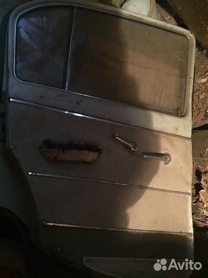 Двери Волга 21
