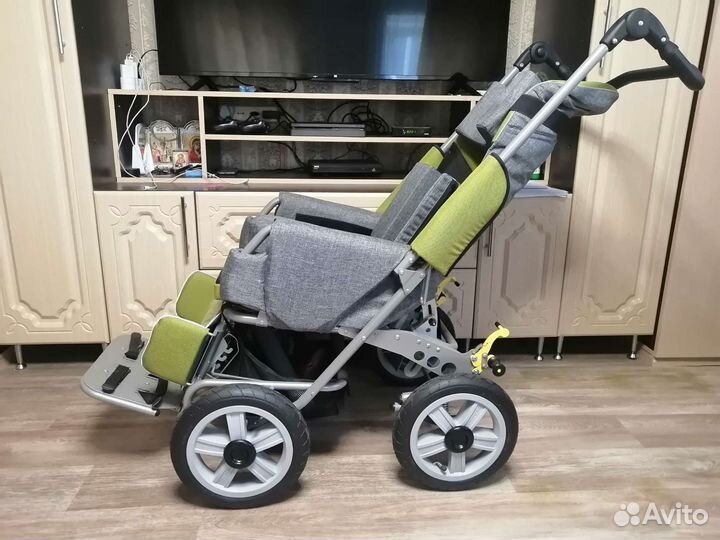 Коляска инвалидная