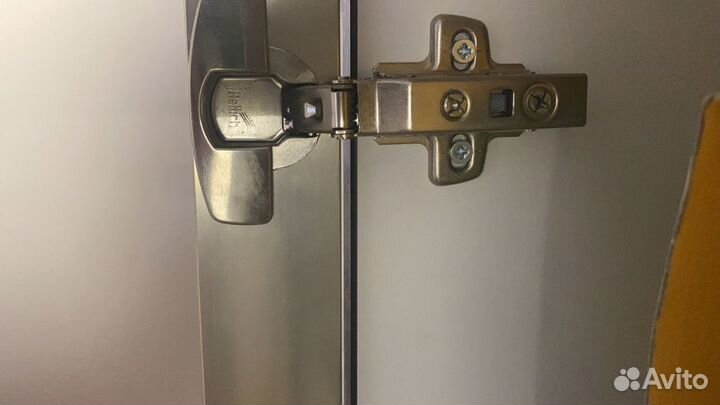 Буфеты и серванты