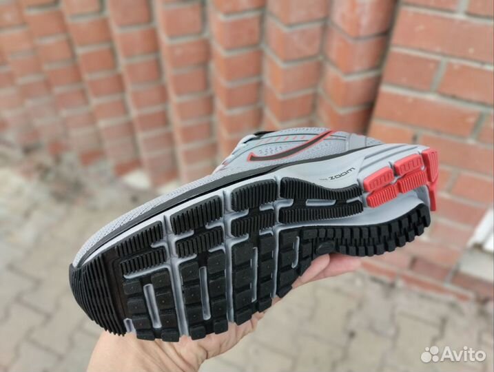 Кроссовки Nike Zoom