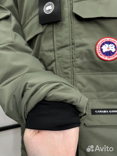 Зимняя куртка Canada Goose