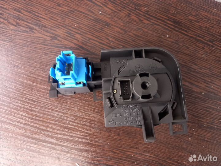 Блок управления светом Volkswagen Touareg