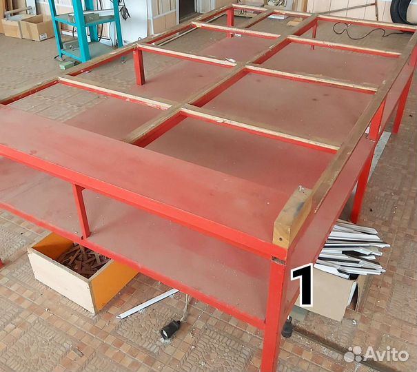 Стол металлический