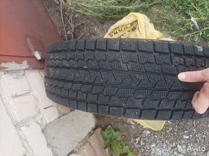 Yokohama Ice Guard IG70 225/70 R16 103Q