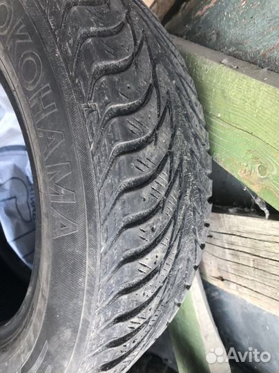 Yokohama Ice Guard Studless IG50 215/65 R16 102