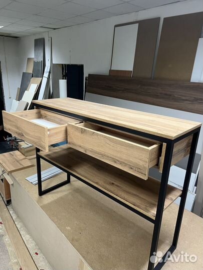 Консоль лофтовая