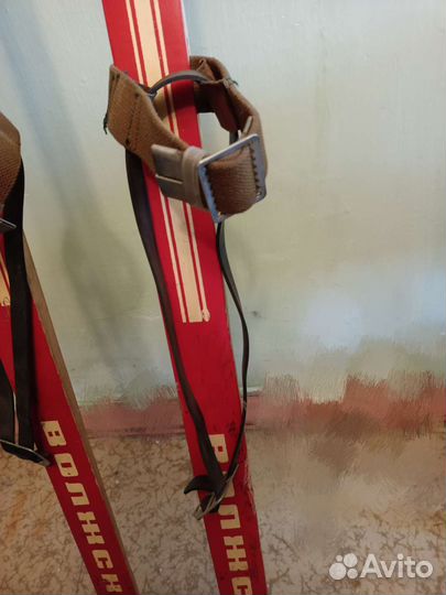 Беговые лыжи