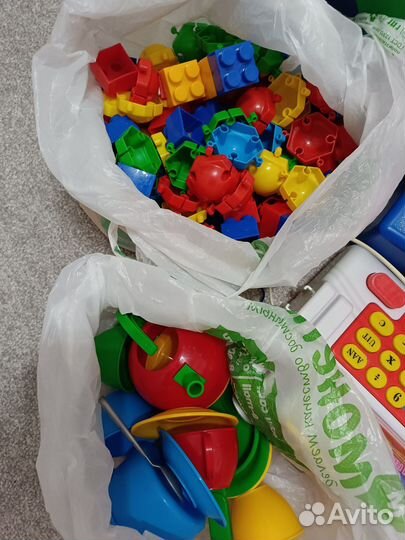 Развивающие игрушки пакетом