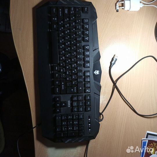 Игровая клавиатура с подсветкой