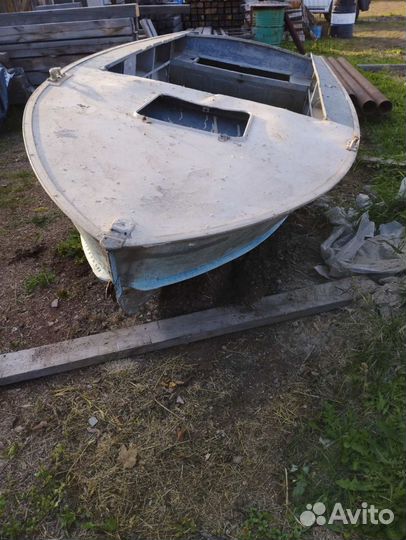Продам лодку
