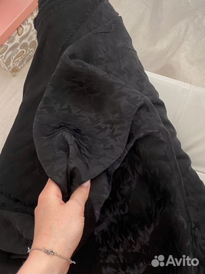 Ткань вискоза жаккардовая черная ласточки