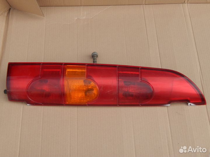 Фонарь левый Renault Kangoo 1 рест