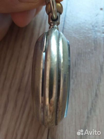 Часы старинные карманные Montre Universelle