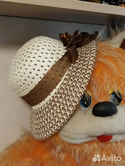 Красивая шляпа от солнца