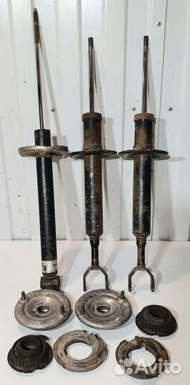 Амортизаторы Audi A4 B5, A6 C5, VW Passat B5