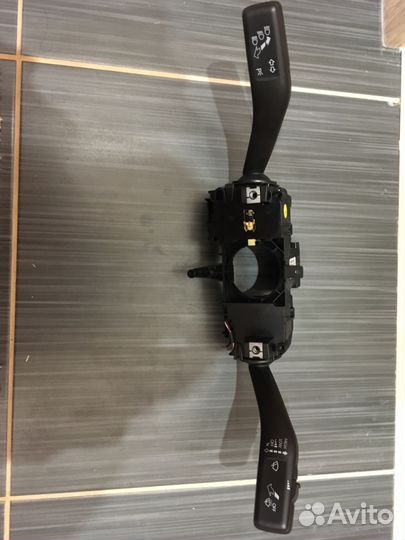 Подрулевой переключатель (стрекоза) на шкоду рапид