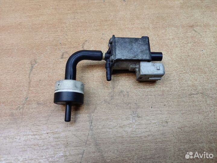 Клапан вакуумный, Volvo 960