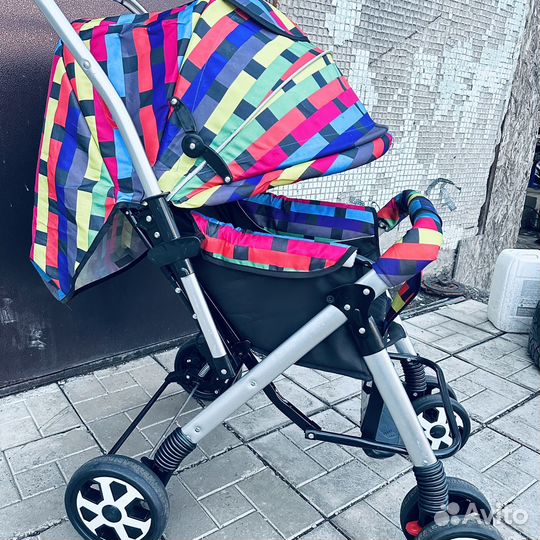 Прогулочная коляска