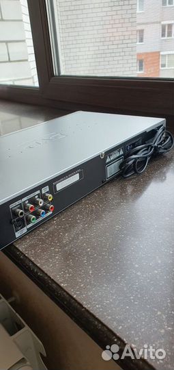 Dvd плеер LG DK 373 multi format