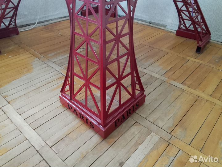 Макет Эйфелевой башни