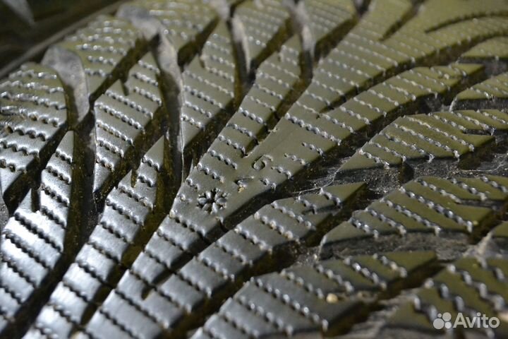 Nokian Tyres Hakkapeliitta R2 225/55 R17