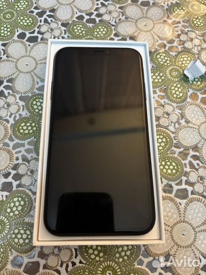 iPhone Xr, 128 ГБ