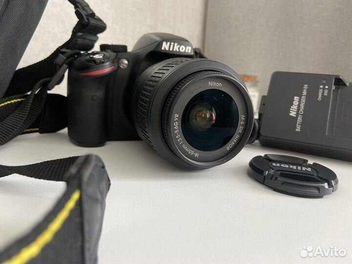 Зеркальный фотоаппарат Nikon D3200