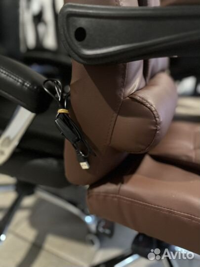 Офисное / Компьютерное кресло