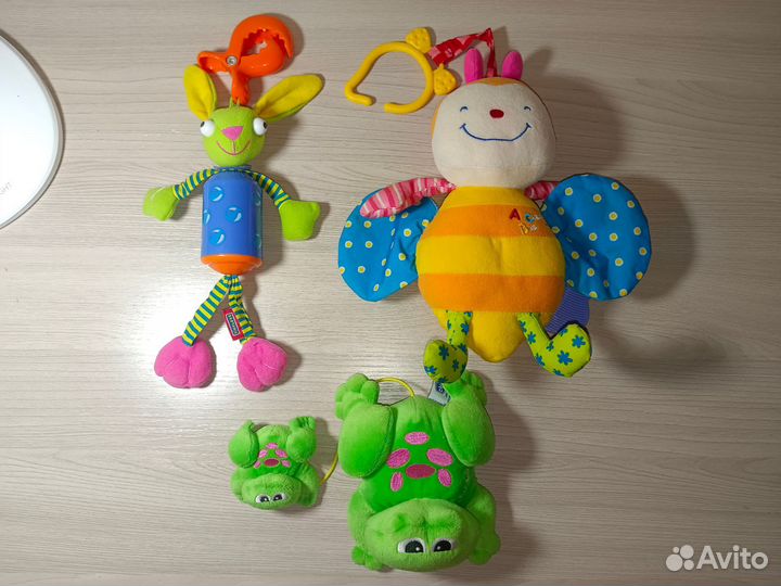 Фирменные игрушки погремушки