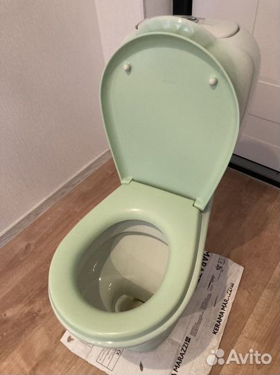 Унитазы и бачки бу