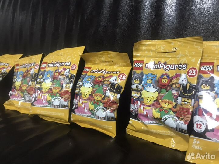 Lego 71034 Минифигурки 23 серия