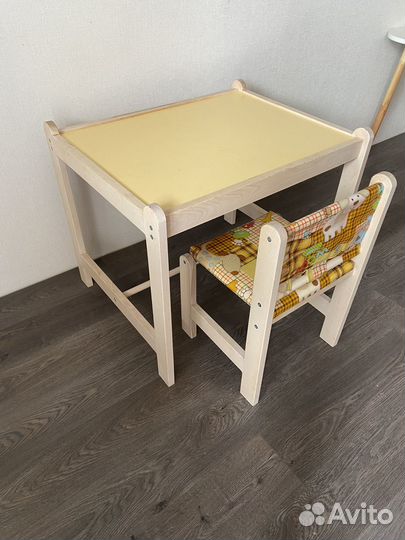 Детский стол и стул
