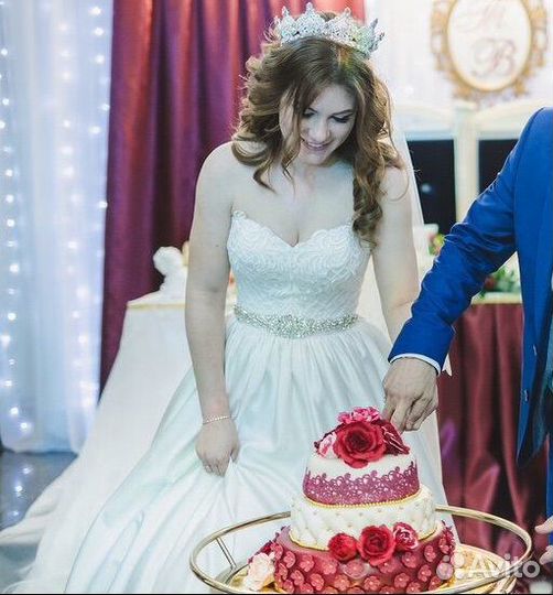 Счастливое свадебное платье