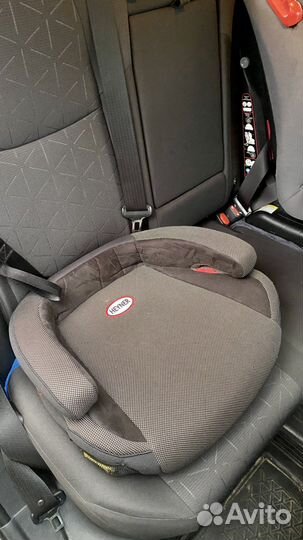 Авто кресло бустер